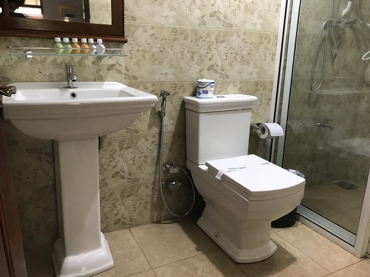 Hotel 4 U Saliya Garden Anuradhapura Dış mekan fotoğraf